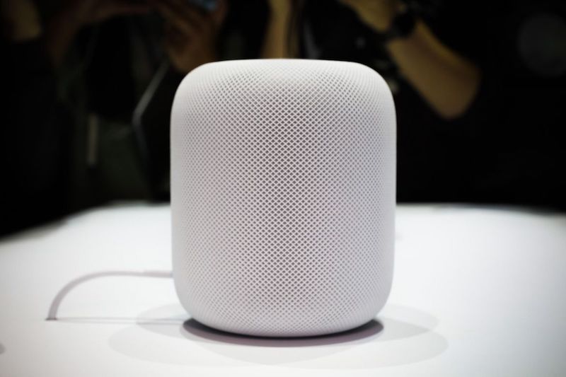 Apple представила умную колонку HomePod